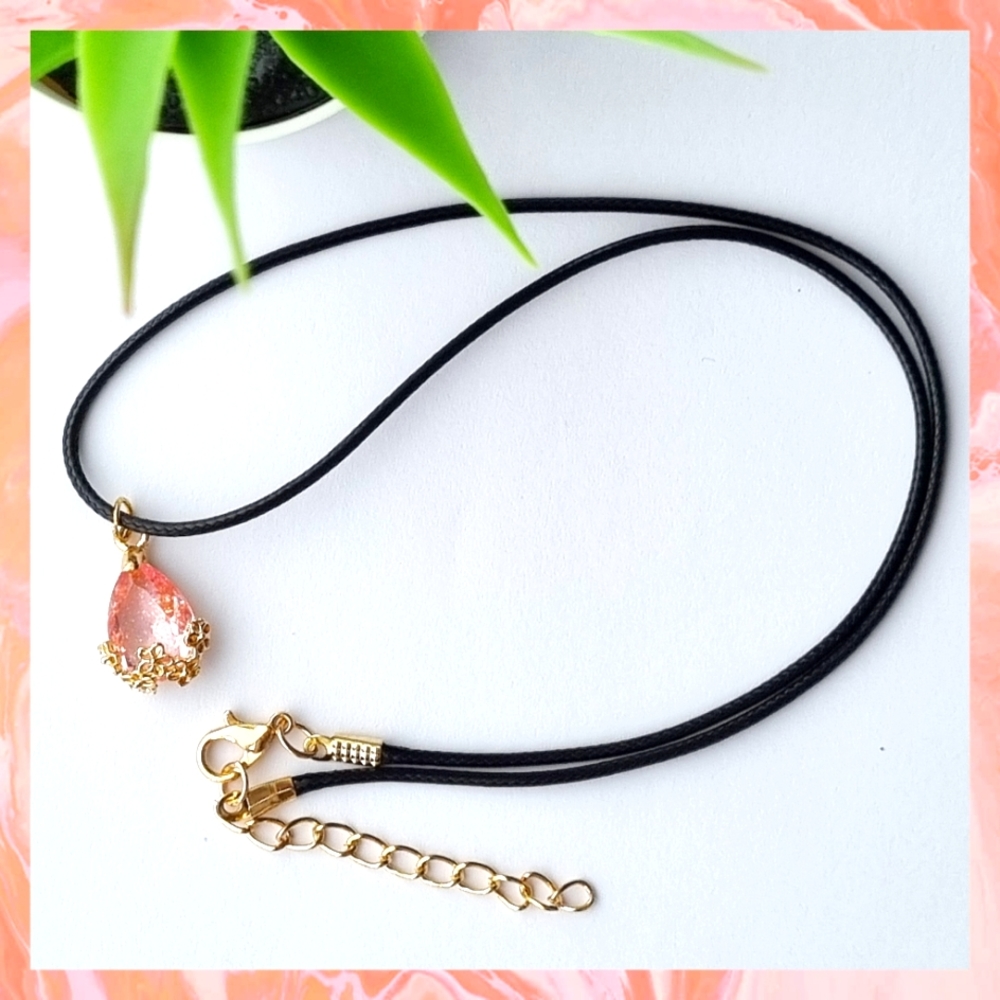 Necklace | Sparkle Pendant | Gorgeous, Glamourous & Glitzy 🩷 - Picture 3 of 11